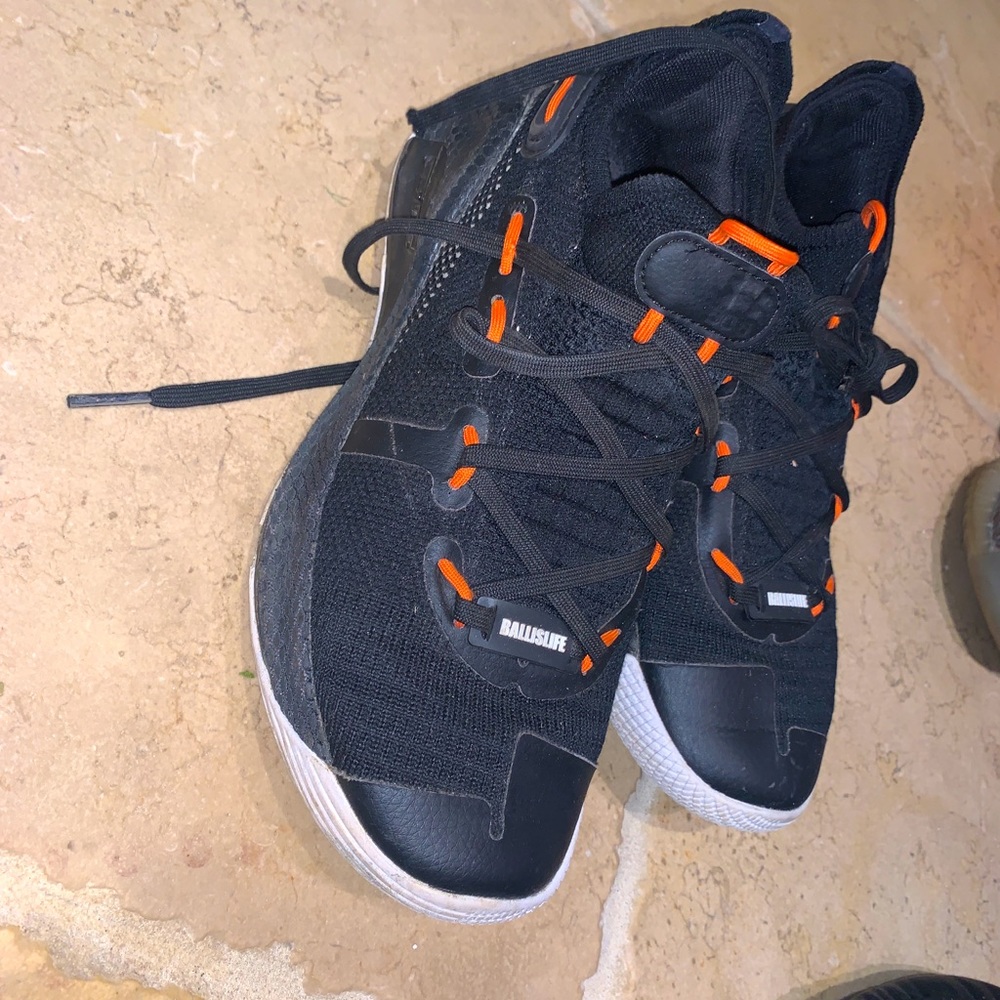 Boys sneakers